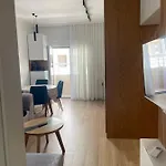 Center Kafe Flora Apartment