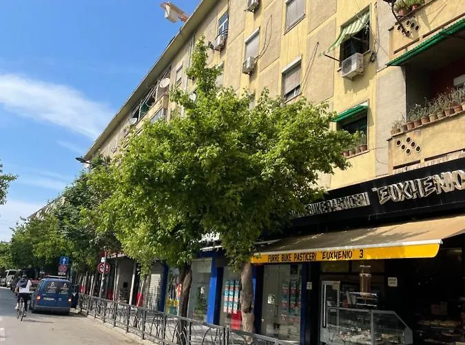 公寓 Center Kafe Flora 地拉那